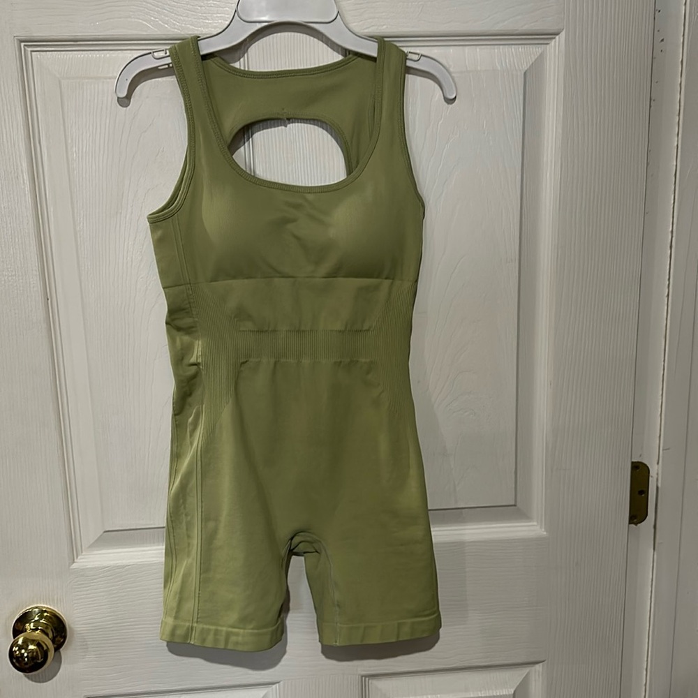 Athletic wear